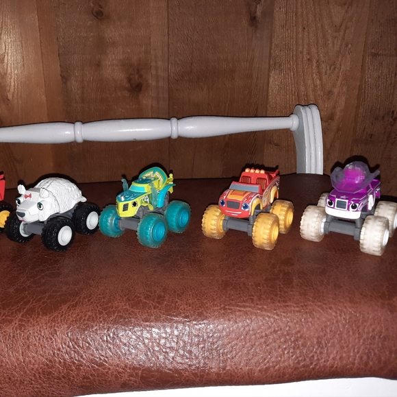 RARE Blaze & The Monster machines - Picture 3 of 5